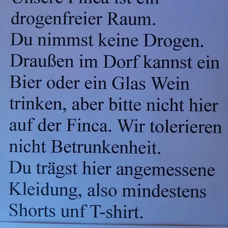 Bett 3 Im Maenner-4-bettzimmer Nur Maenner Only Men Solo Hombres * Mogán