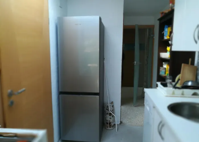 بيت شباب Bett 3 Im Maenner-4-bettzimmer Nur Maenner Only Men Solo Hombres *